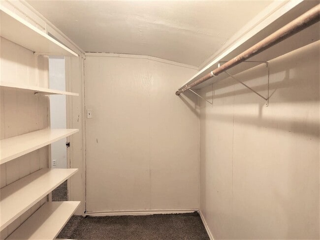 Building Photo - 890-892 Harriot St
