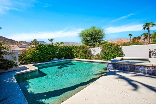 Building Photo - 78858 Breckenridge Dr