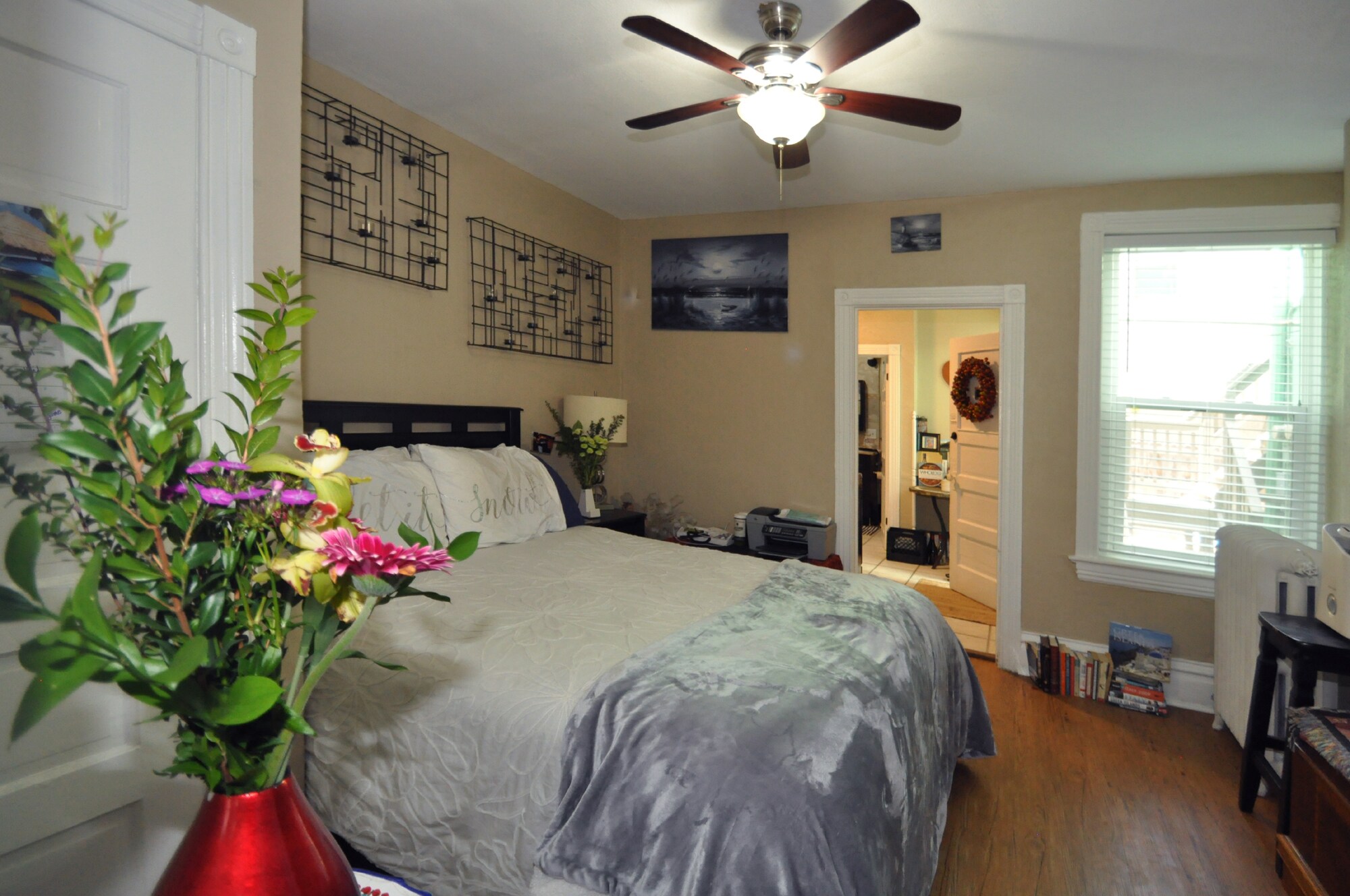 Cute - 1863 N Clarkson St