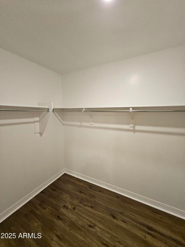 Building Photo - 40537 W Helen Ct