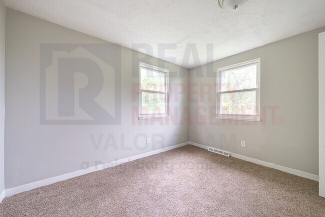 Building Photo - 3060 Charles Carr Pl