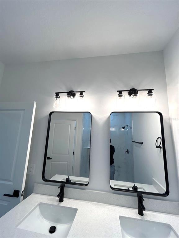 Building Photo - 1683 SW 3rd St