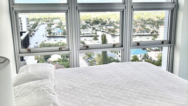 Building Photo - 531 N Ocean Blvd