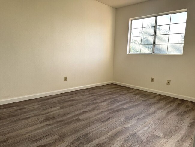 Building Photo - Beautiful House in the heart of Temecula - Close to Everywhere