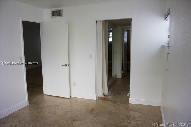 Building Photo - 1610 Lenox Ave