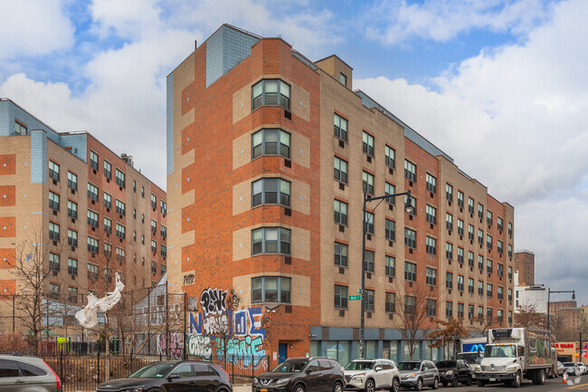 Primary Photo - Bushwick Gardens
