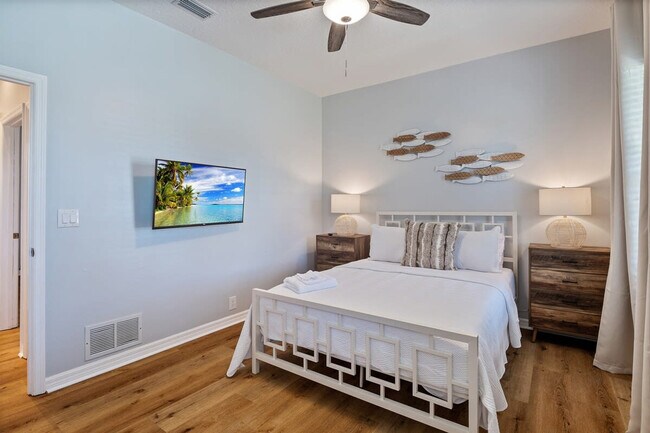 Building Photo - 4 Susan Pl