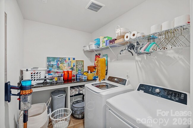 Building Photo - 420 Quartz Hl Wy