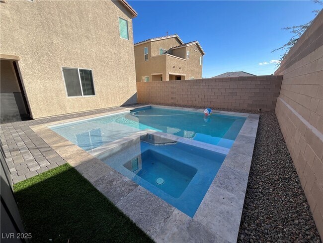 Building Photo - 9839 Berkley Brk Ct