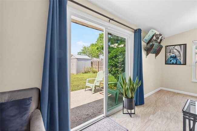 Building Photo - 210 Lake Charles Ct