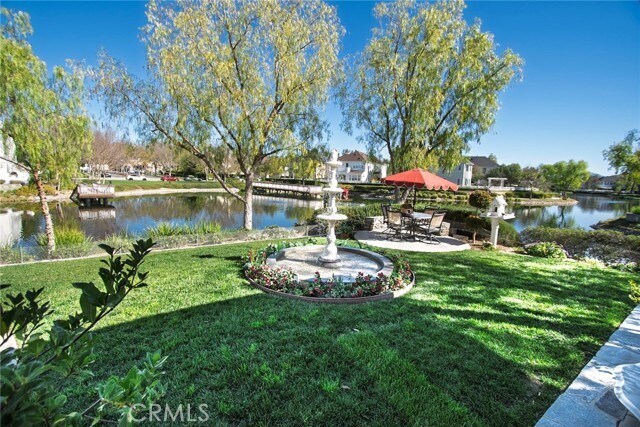 Building Photo - 27016 Island