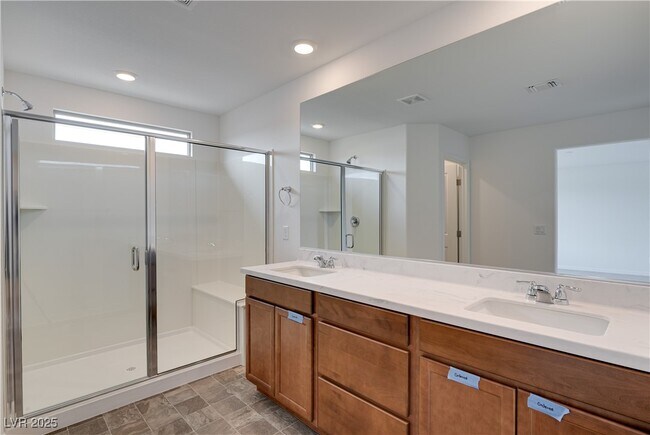 Building Photo - 10339 Dallington St