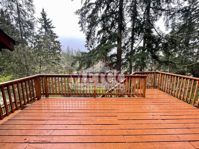 Building Photo - 24401