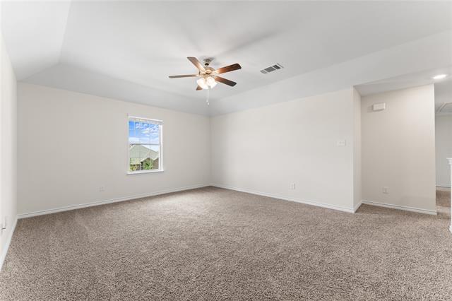 Building Photo - 706 Willow View Way