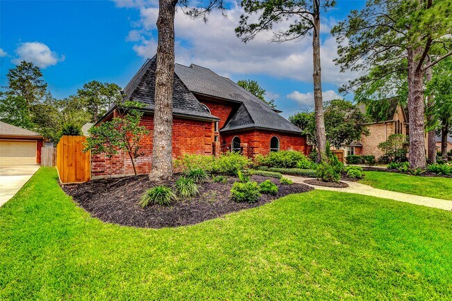 Building Photo - 5807 Mountain View Dr