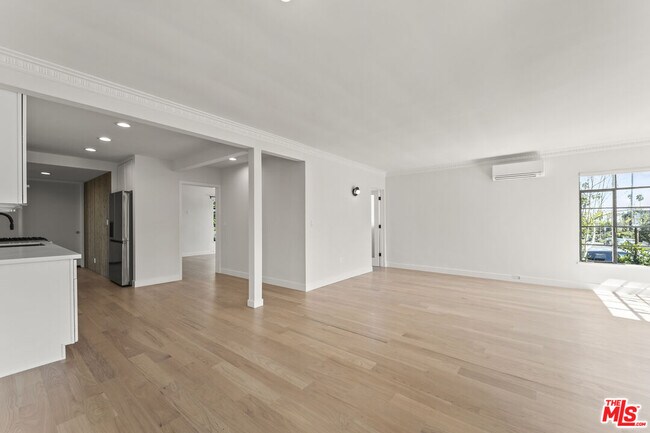 Building Photo - 751 18th St