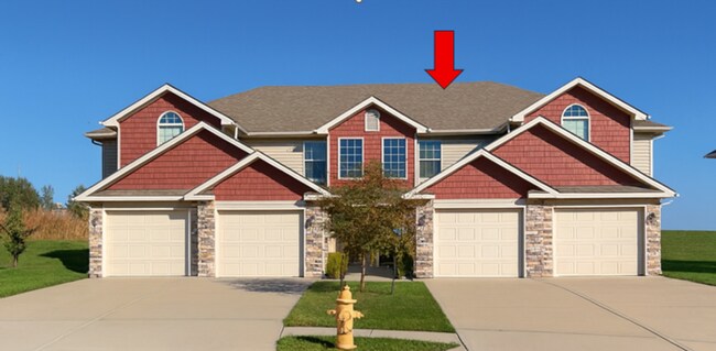 Building Photo - Comfort, Style, and Community Living in Timber Trails!