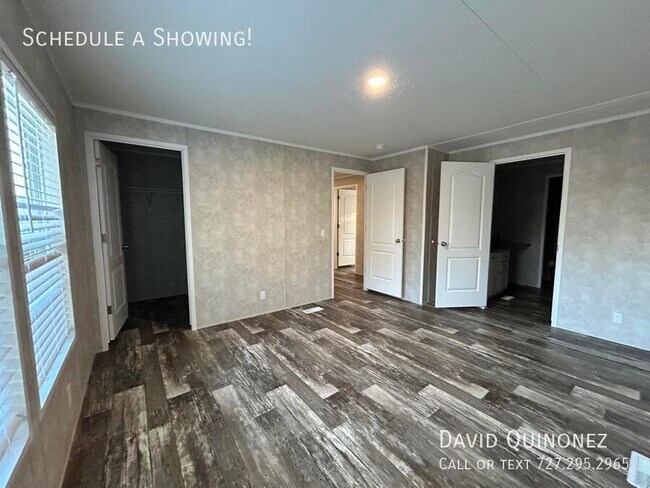 Building Photo - 4614 E Old Trail Rd