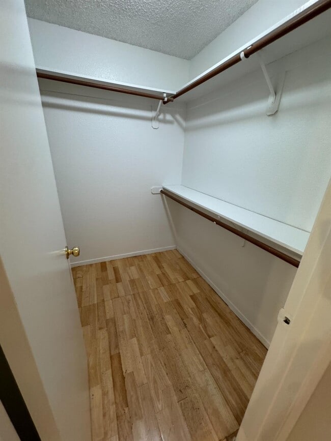 Building Photo - 6348 N Genoa Ave