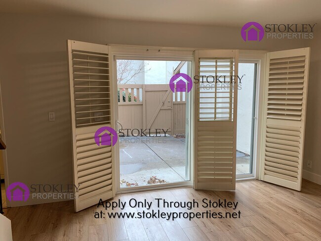 Building Photo - 1887 Pomar Way