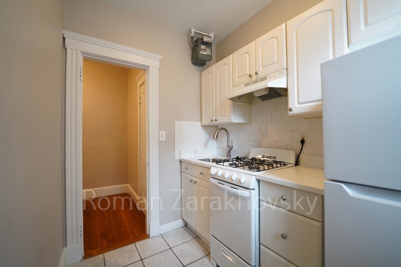 Building Photo - 40 Quint Ave