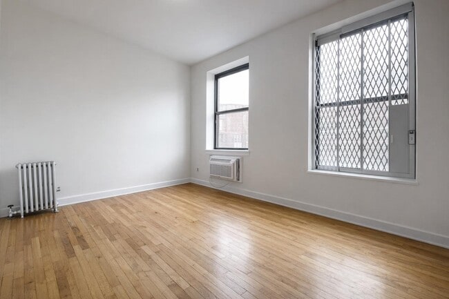 Floorplan - 182 Claremont Avenue
