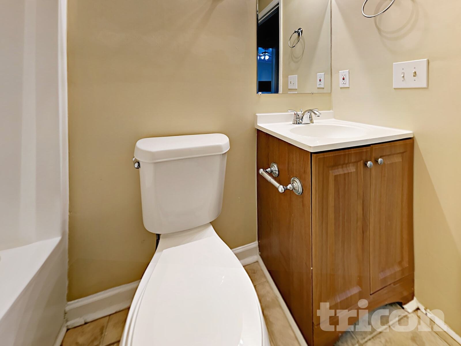 Building Photo - 4185 Bradley Dr SW