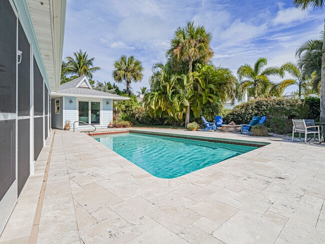 Building Photo - 856 Norfolk Pine Ln