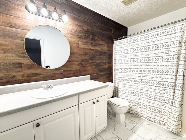 Building Photo - 4797 Old Mill Ct