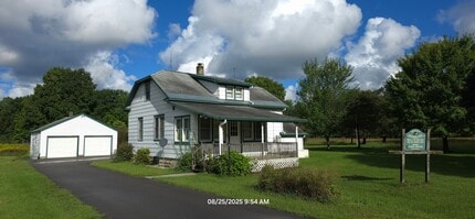 Building Photo - 4729 Carlstrom Rd