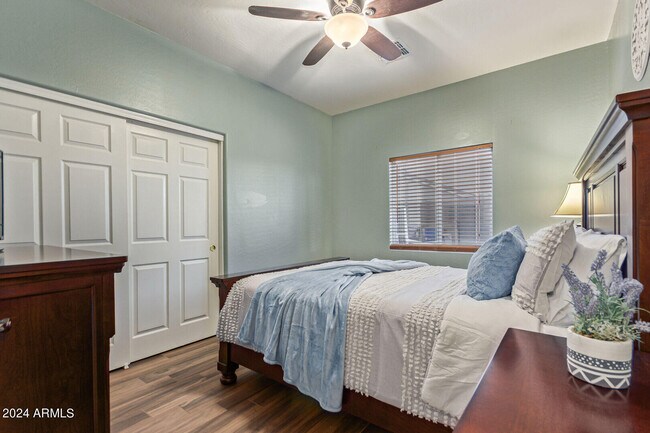 Building Photo - 31748 N Blackfoot Dr