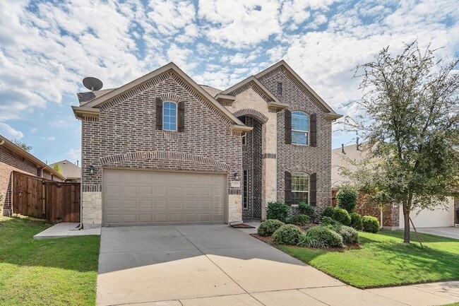 Building Photo - 1012 Summer Ln