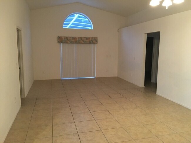Building Photo - Raintree Park-3153 Fairfield Dr Kissimmee,...