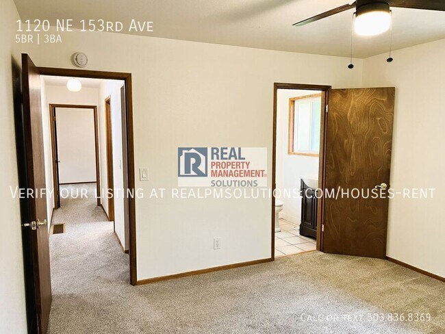 Building Photo - 1120 NE 153rd Ave