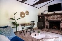 Building Photo - 316 Poplar Hill Ln