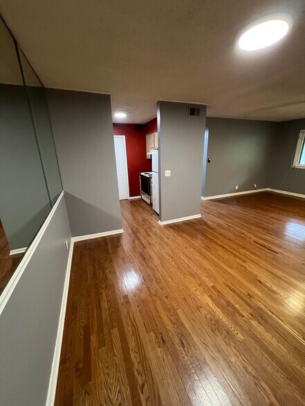 Building Photo - 2929 Selena Dr