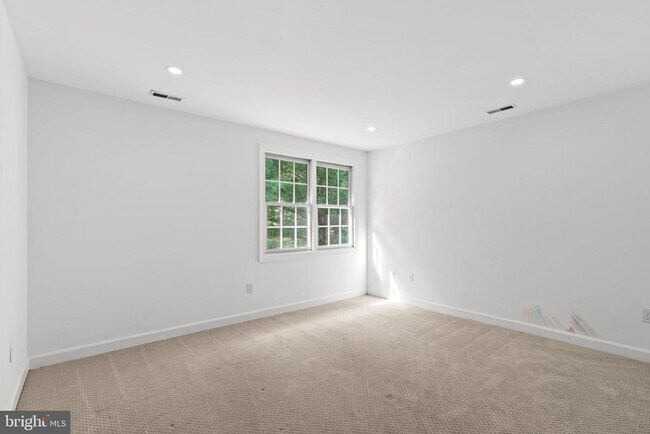 Building Photo - 14216 Cervantes Ave