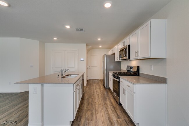 Building Photo - 2646 Snapdragon Fls Ave