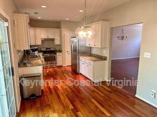 Building Photo - 3611 Martingale Ct
