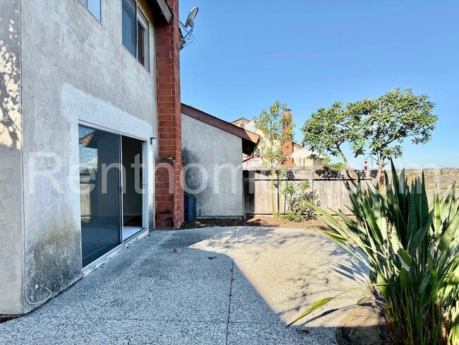 Building Photo - 8948 Capcano Rd