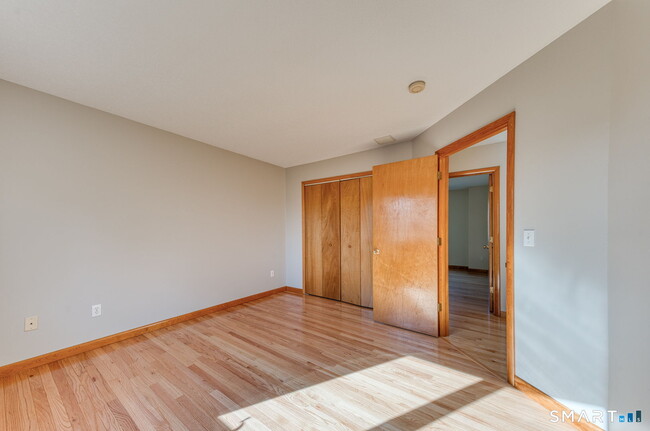 Building Photo - 57 4 Rod Rd