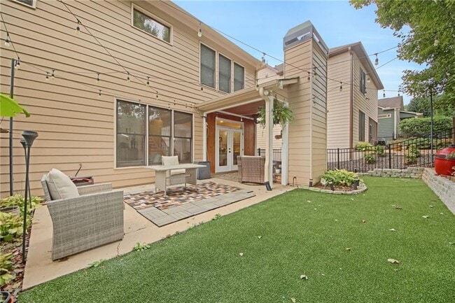 Building Photo - 120 Cornerstone Pl