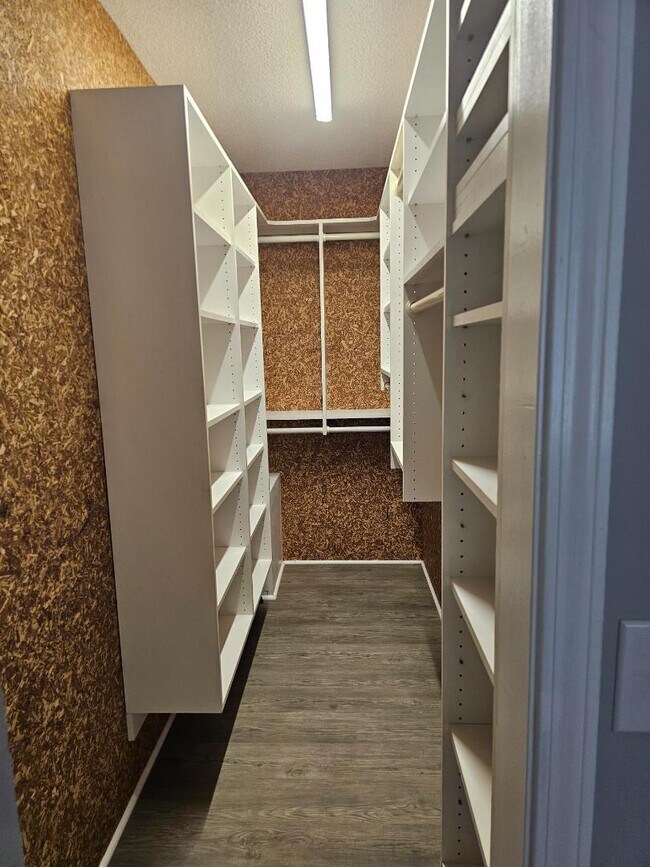 Building Photo - 134 Rolling Dr