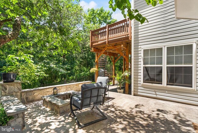 Building Photo - 6050 Smooth Stone Pl