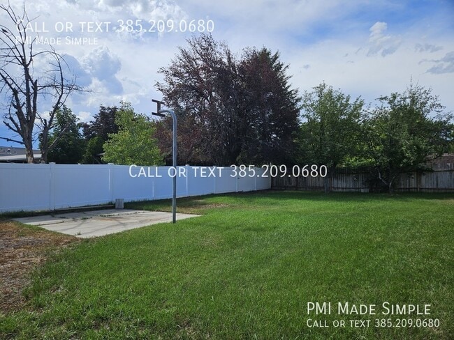 Building Photo - 260 S 400 E