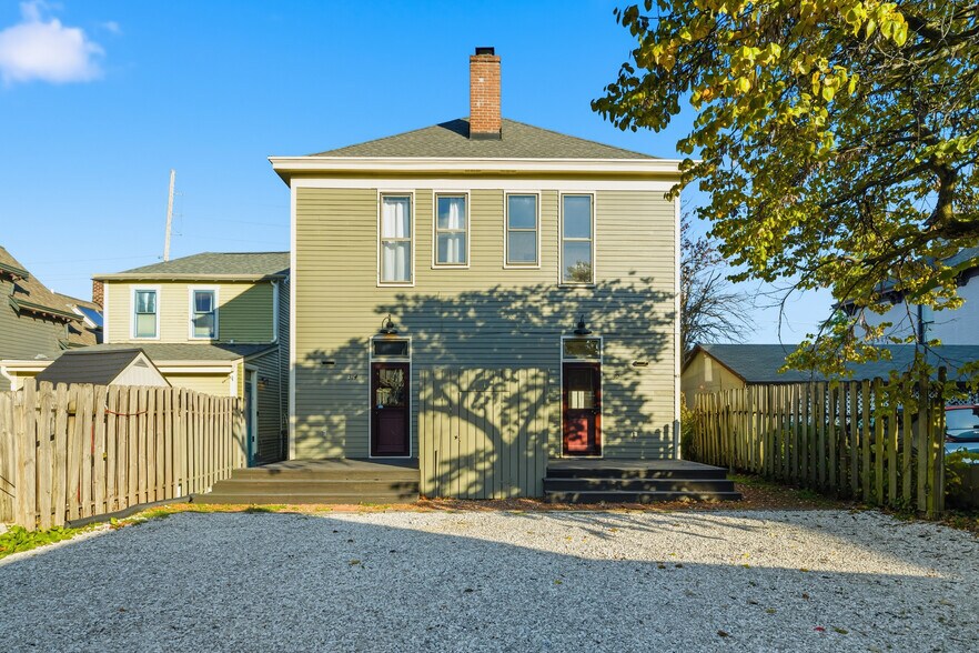 Building Photo - 312 N College Ave