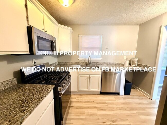 Building Photo - 4909 Woodend Ave