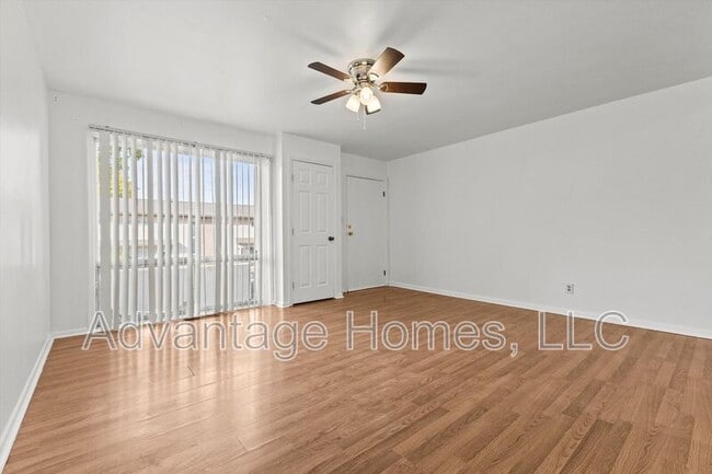 Building Photo - 805 N 70th St