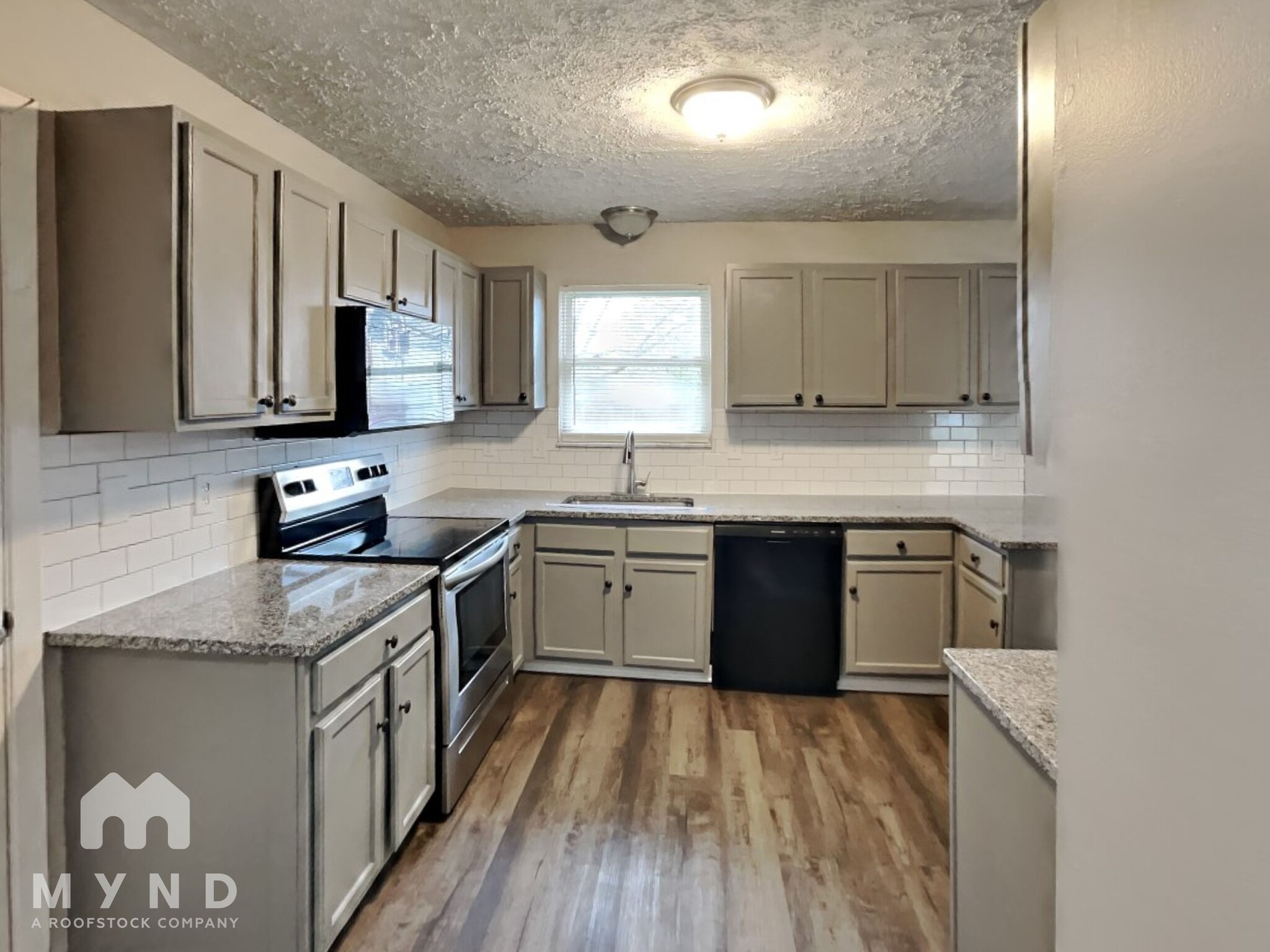Building Photo - 3949 Dunne Dr