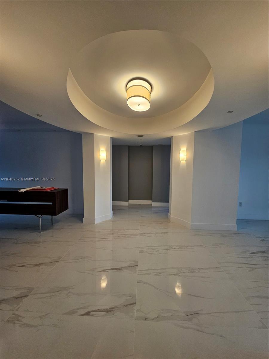 Building Photo - 19111 Collins Ave